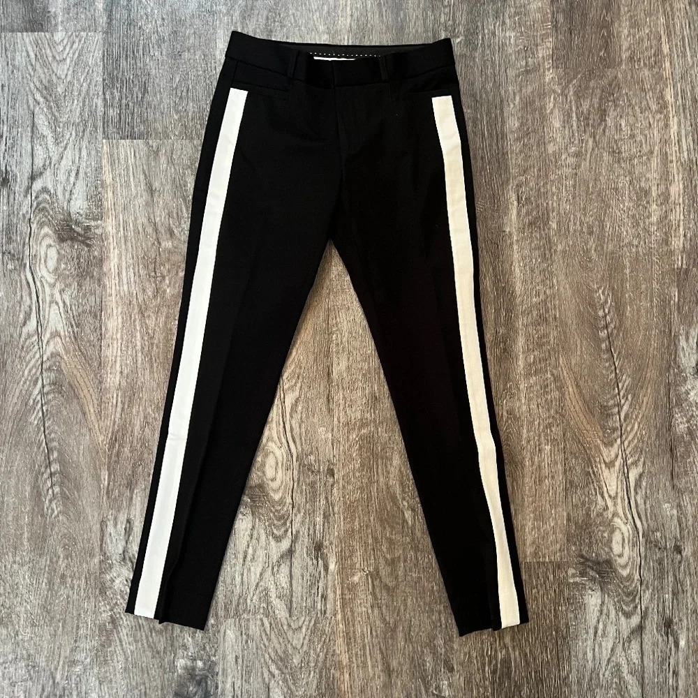 NWOT SHARAGANO Pants 4